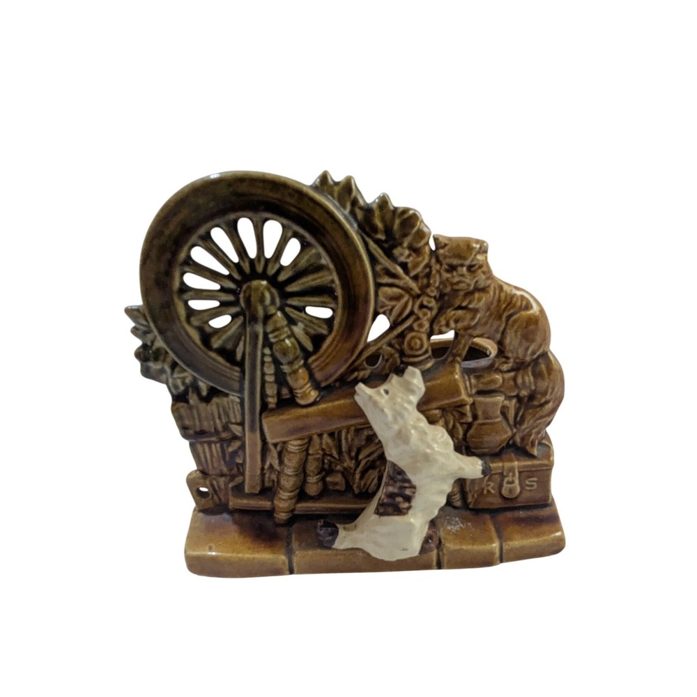 Vintage McCoy USA Ceramic‎ Spinning Wheel Planter Brown Glaze Dog Figurine MCM